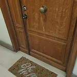 Laura's Rhome *