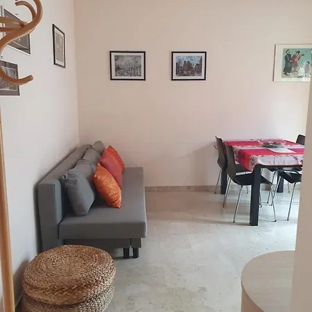 Laura's Rhome روما