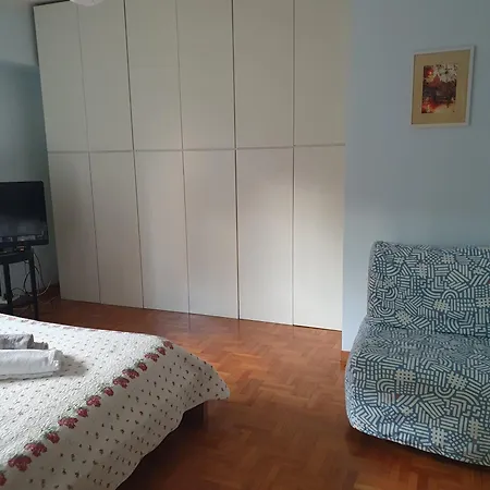 Laura's Rhome Appartamento *