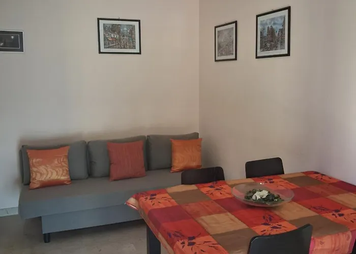 Laura's Rhome Apartman